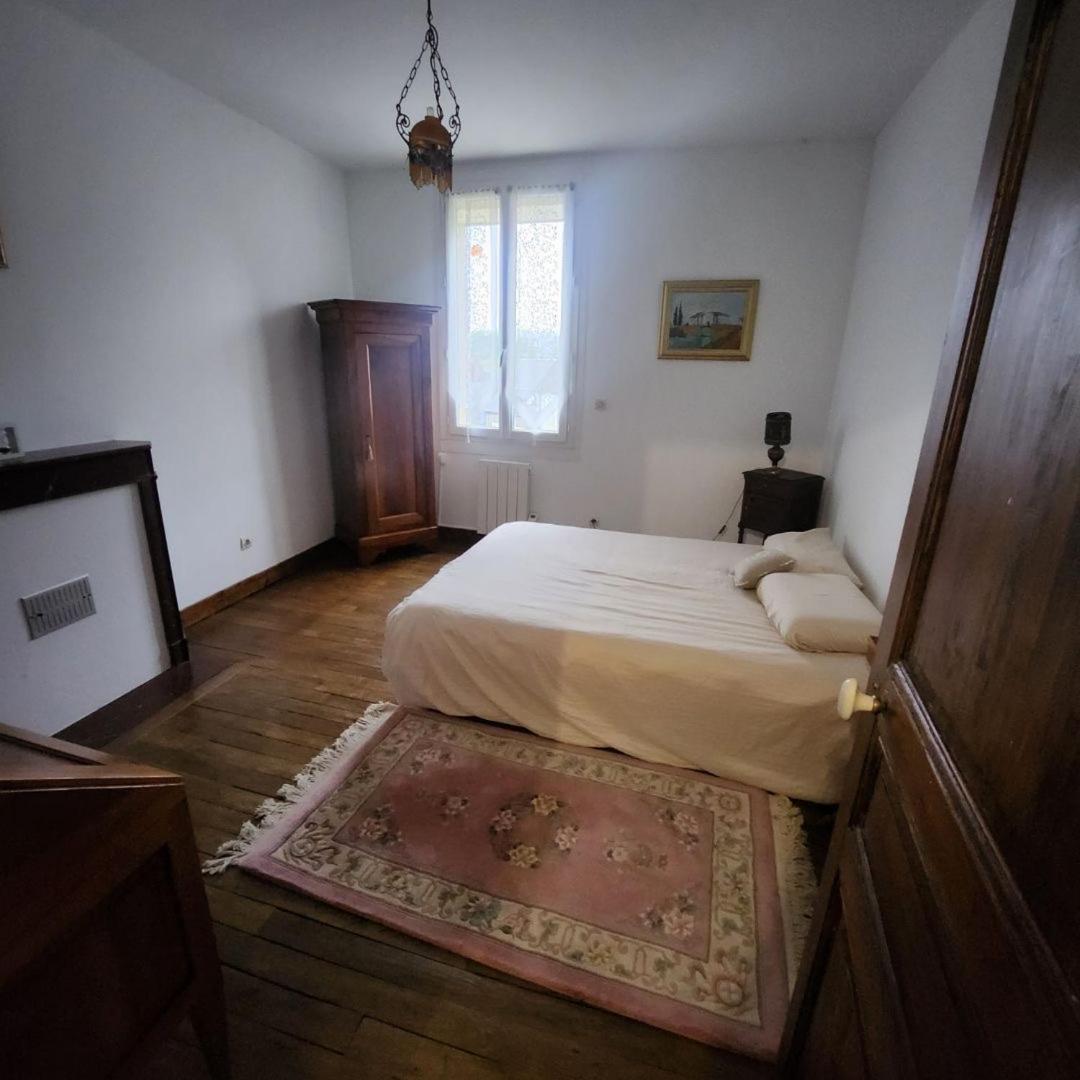Maison Bourgogne Шато-Шинон Экстерьер фото